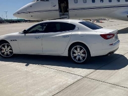 https://www.signaturecarriage.com/ website